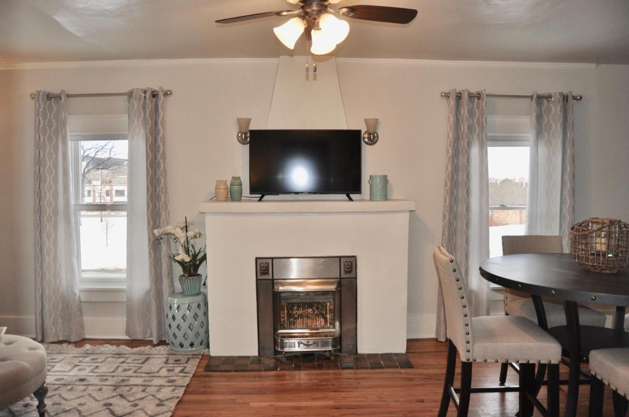 Cozy 2 Bdrm Vacation Rental - 1 Mile To Dtwn Rapid City Exterior photo